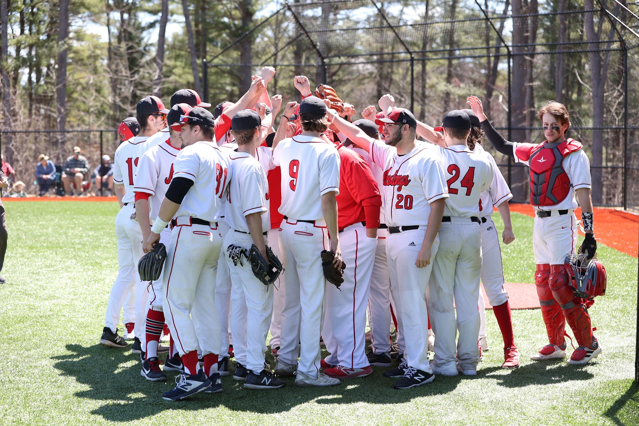 SeaWolves sweep Mustangs