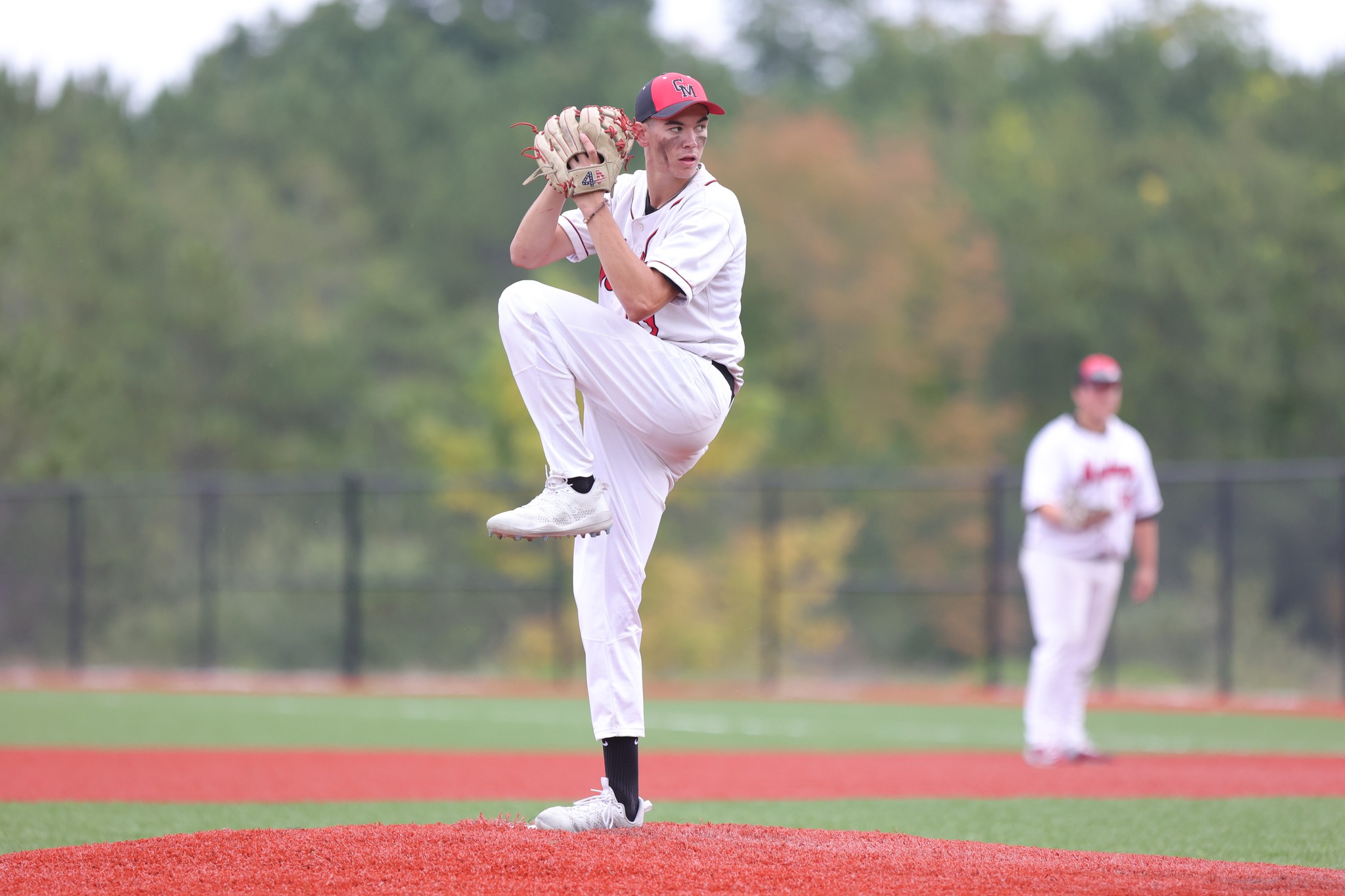 Mustags sweep Lynx