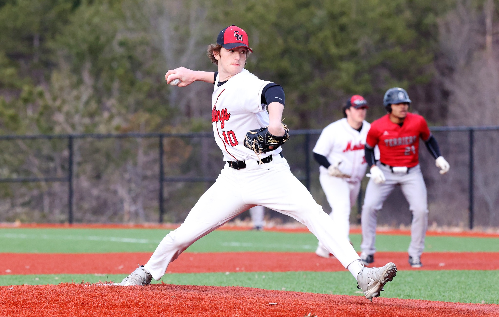Mustangs Sweep Herons