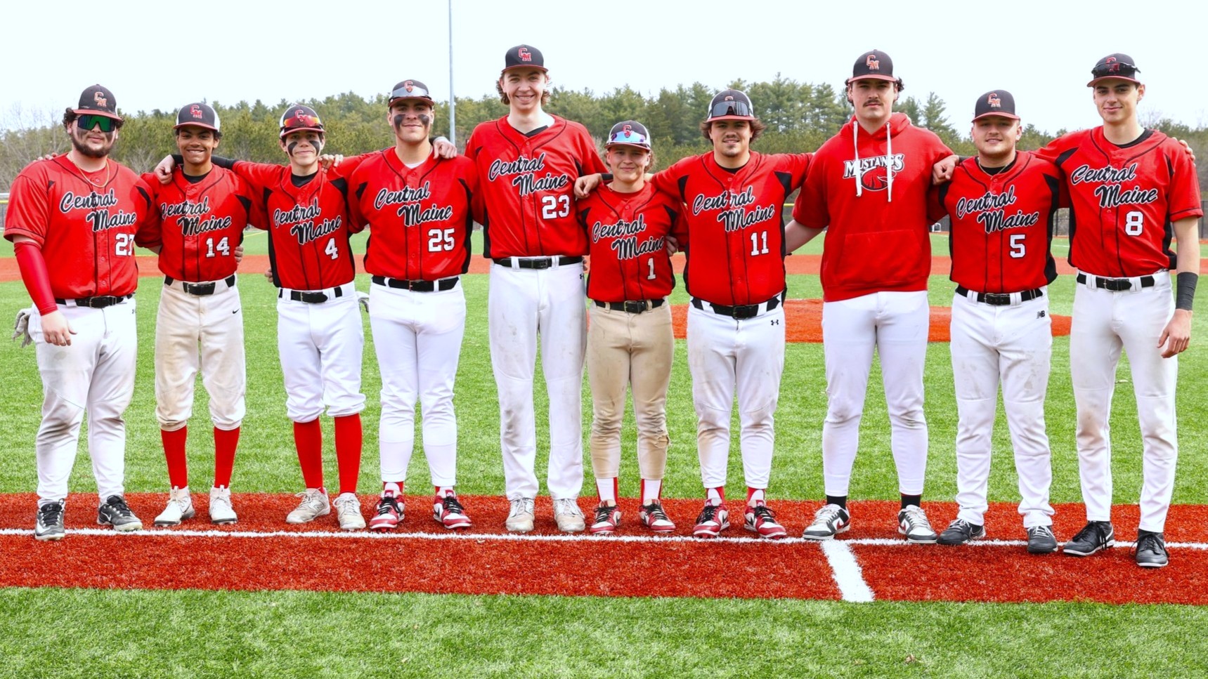 Baseball Celebrates Senior Day with NHTI Sweep