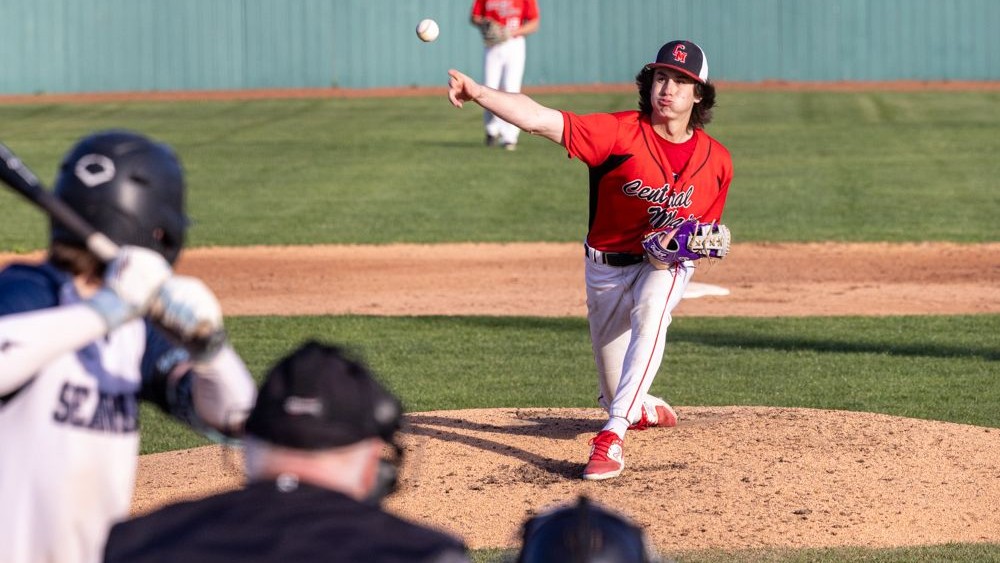 Mustangs Stifle Seawolves 5-2 to Reach Championship Game