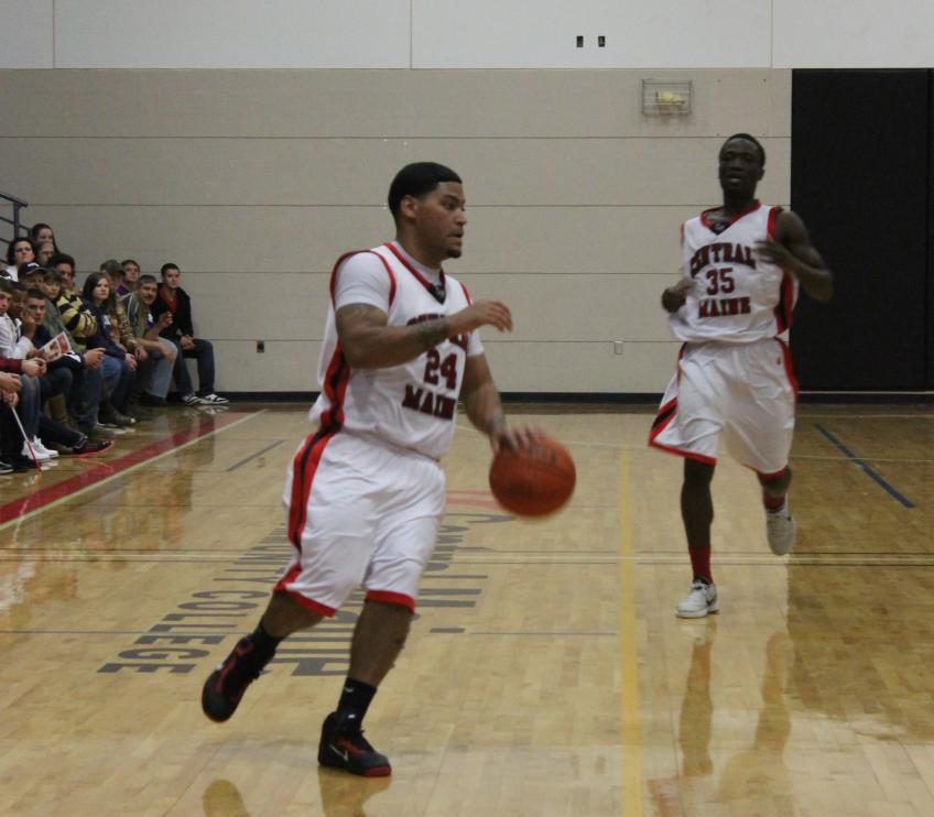 Men's Basketball falls to EMCC
