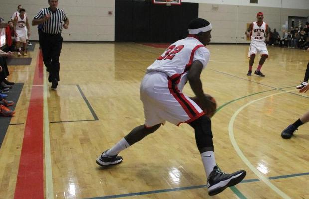 Mustangs Sink Mariners