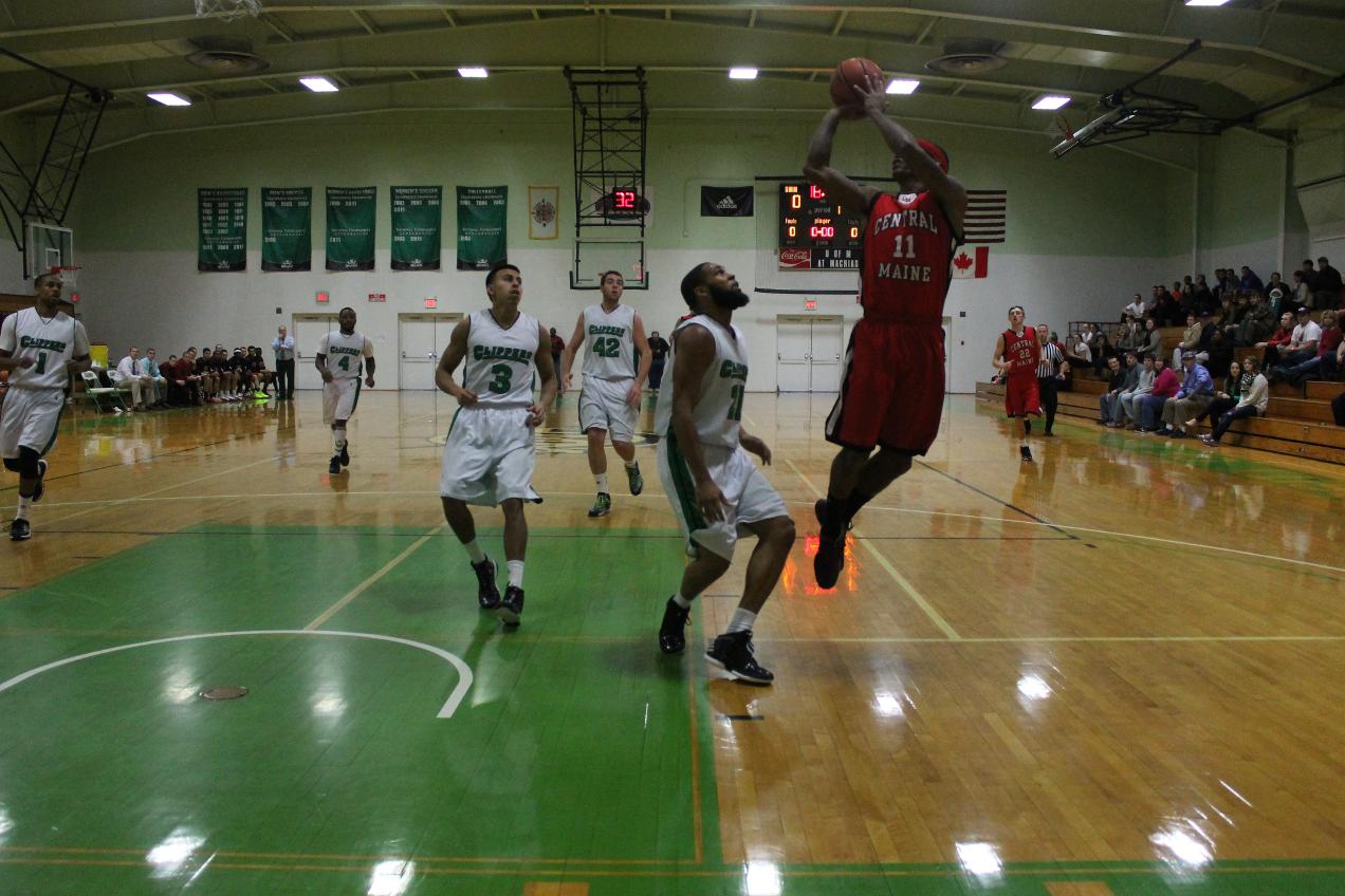 Mustangs Sink Clippers