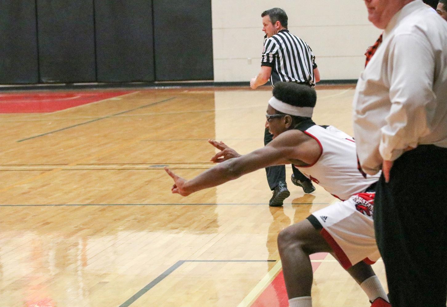 Mustangs Thrash Cougars 107-70