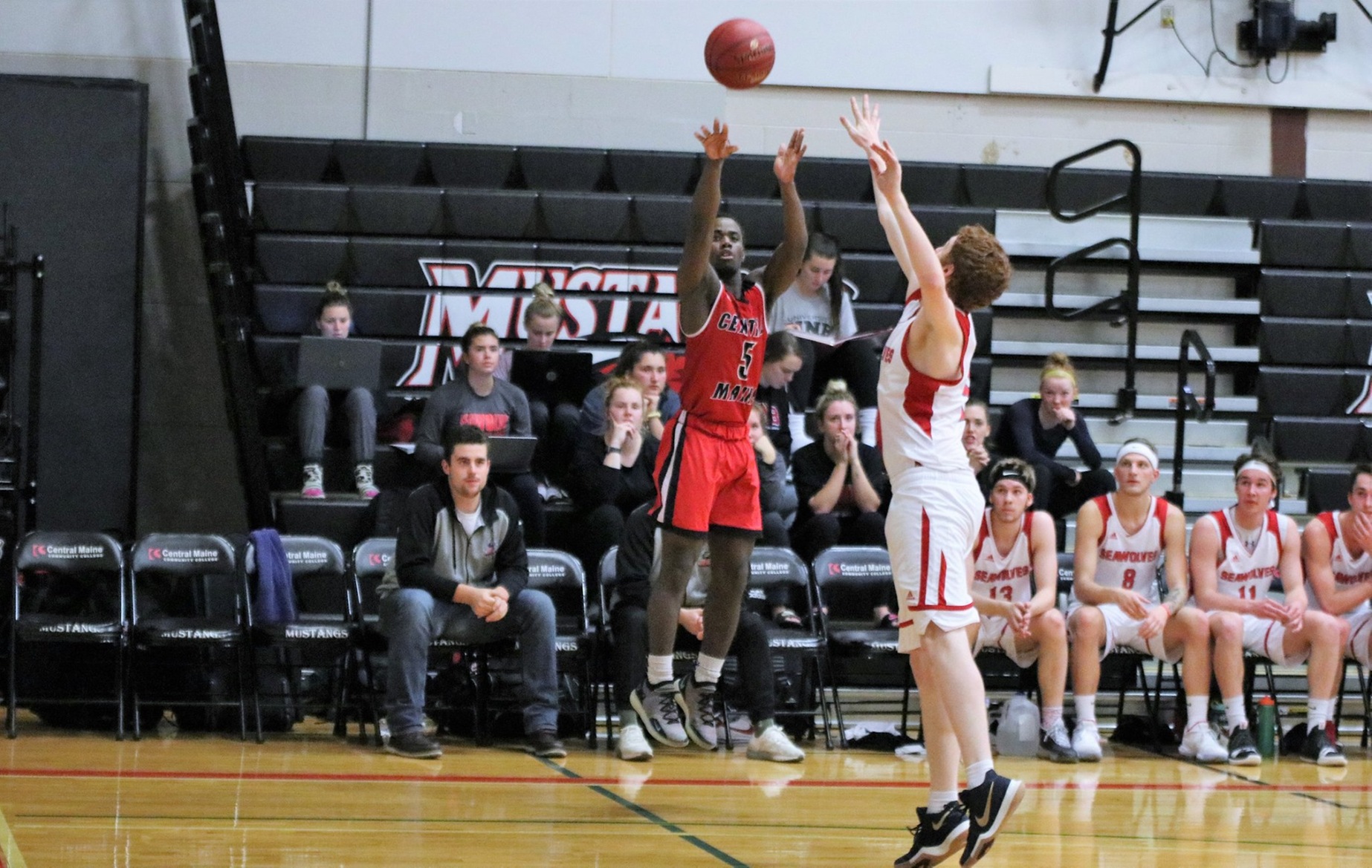 Mustangs Run all Over Rams 111-41