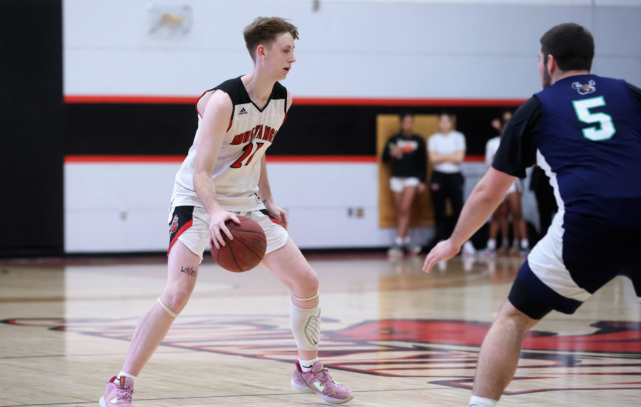 Mustangs Hold Off Panthers