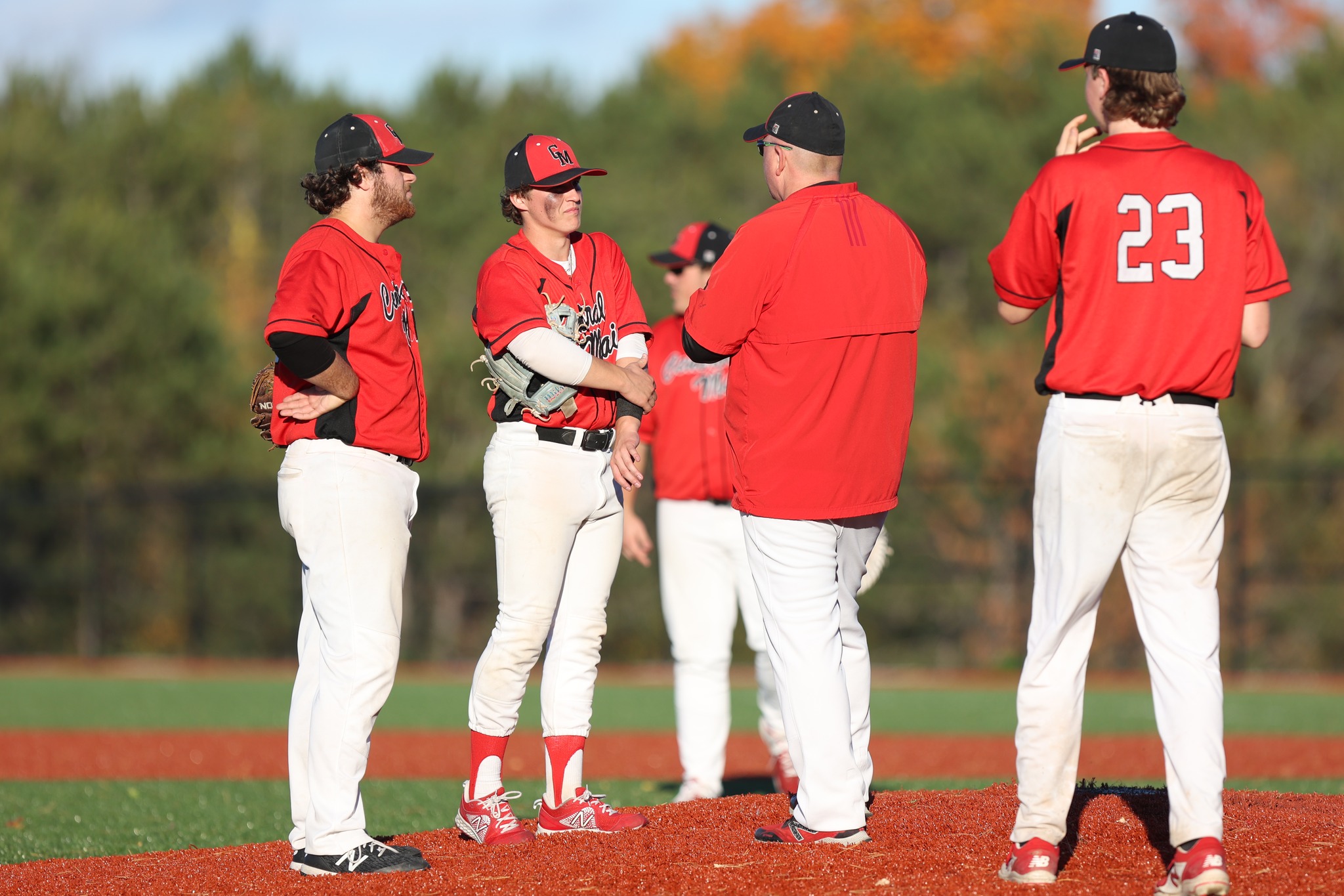 Mustangs Drop Two to Bobcats