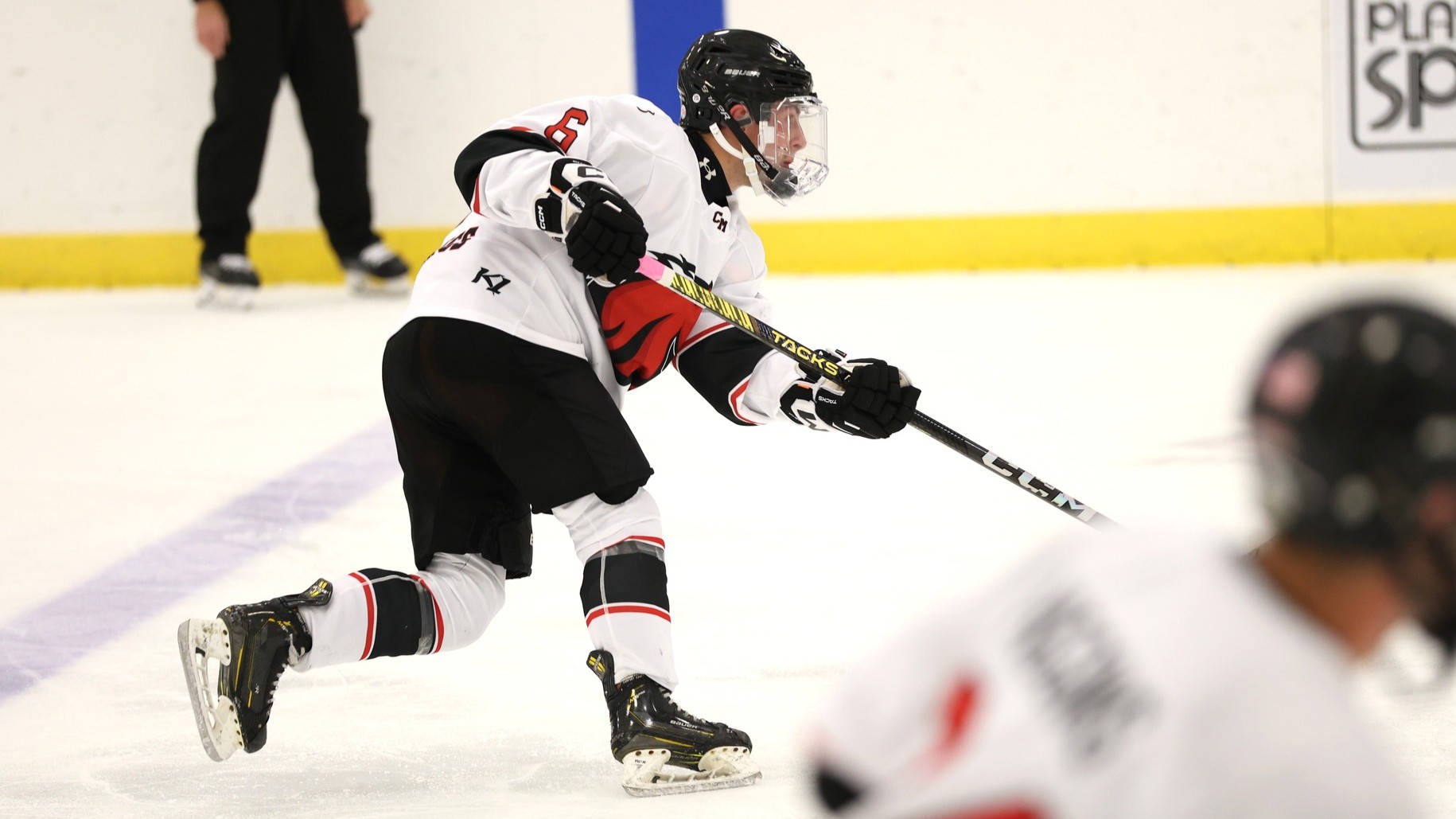 Men&rsquo;s Hockey Avenges Loss to Jefferson CC, 6-1