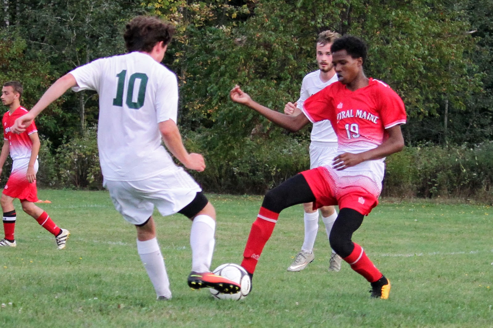 Mustangs hit the road, trap Bobcats