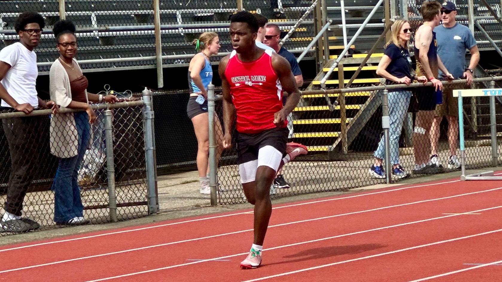 Mustangs Prep for Nationals at Tufts Sunshine Classic
