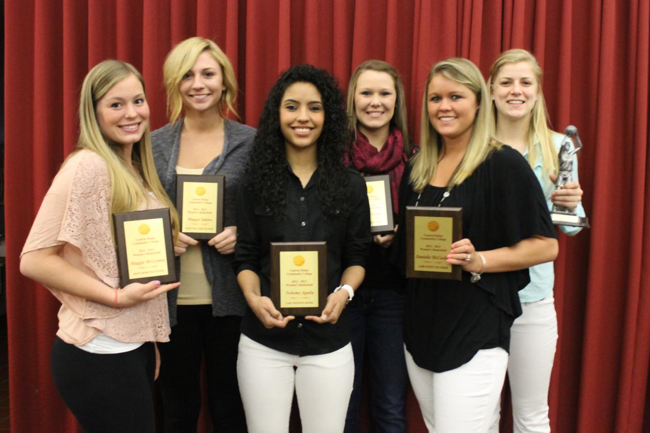 Women's Basketball Recognizes Team Members