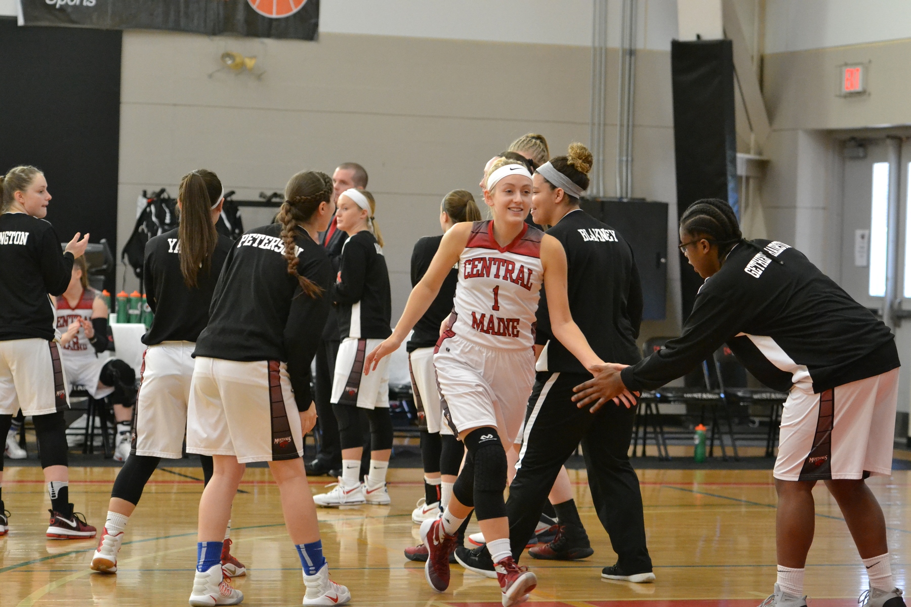 Lady Mustangs win battle of the unbeatens
