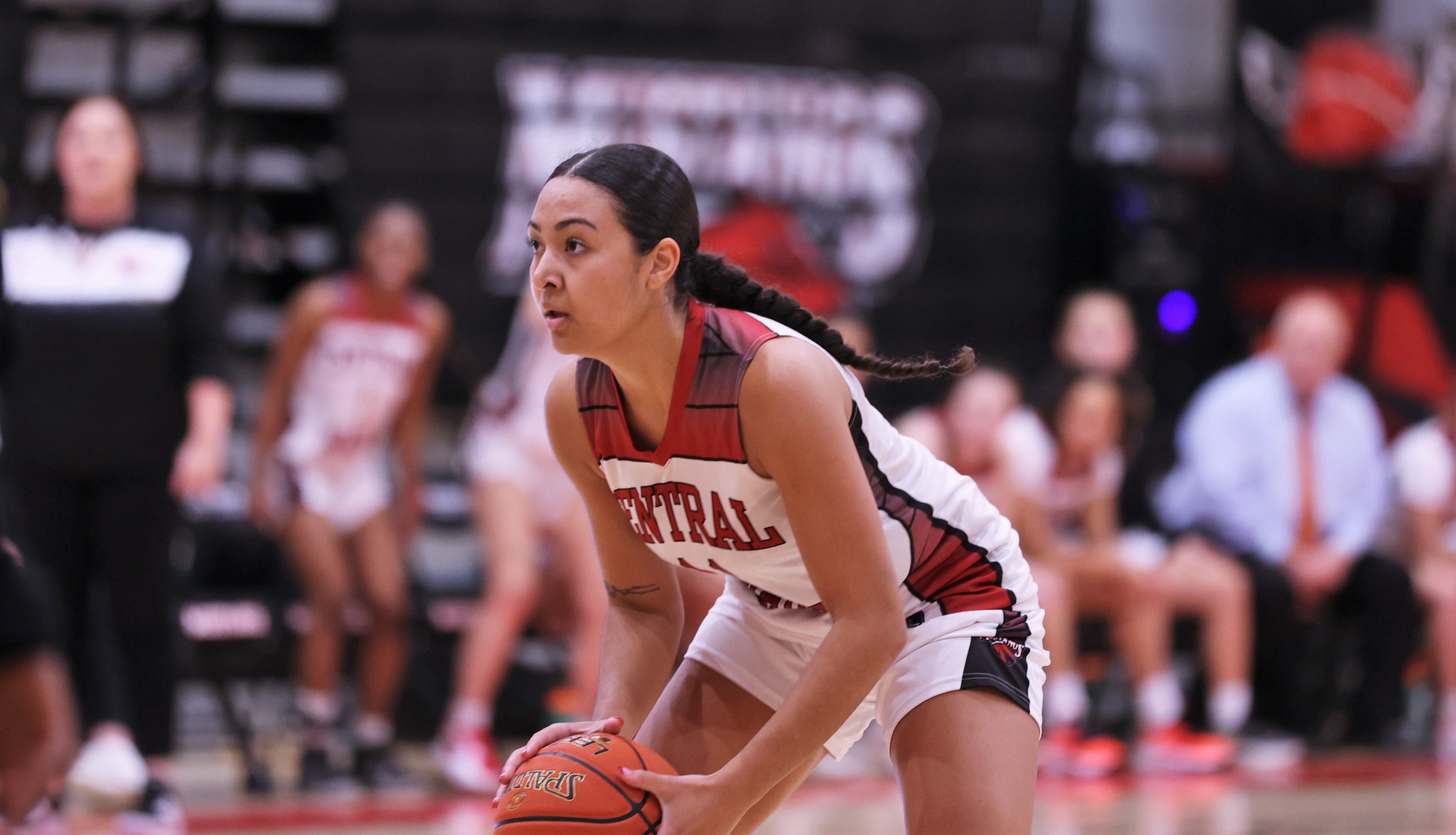 Mustangs trap Beavers in local showdown