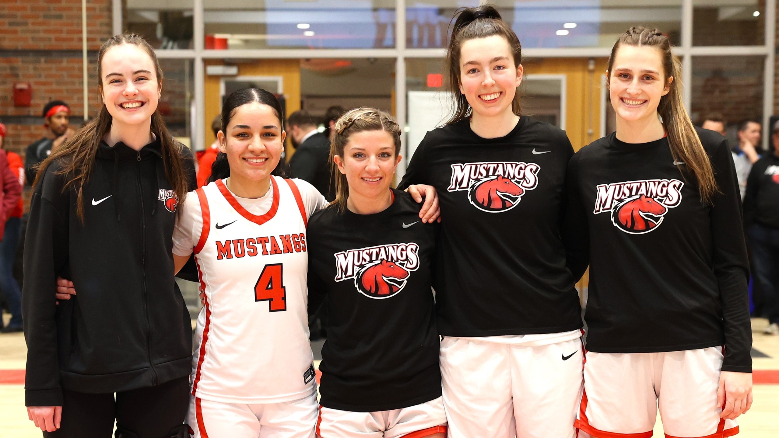 Mustangs Honor Graduating Players, Beat SMCC 108-42