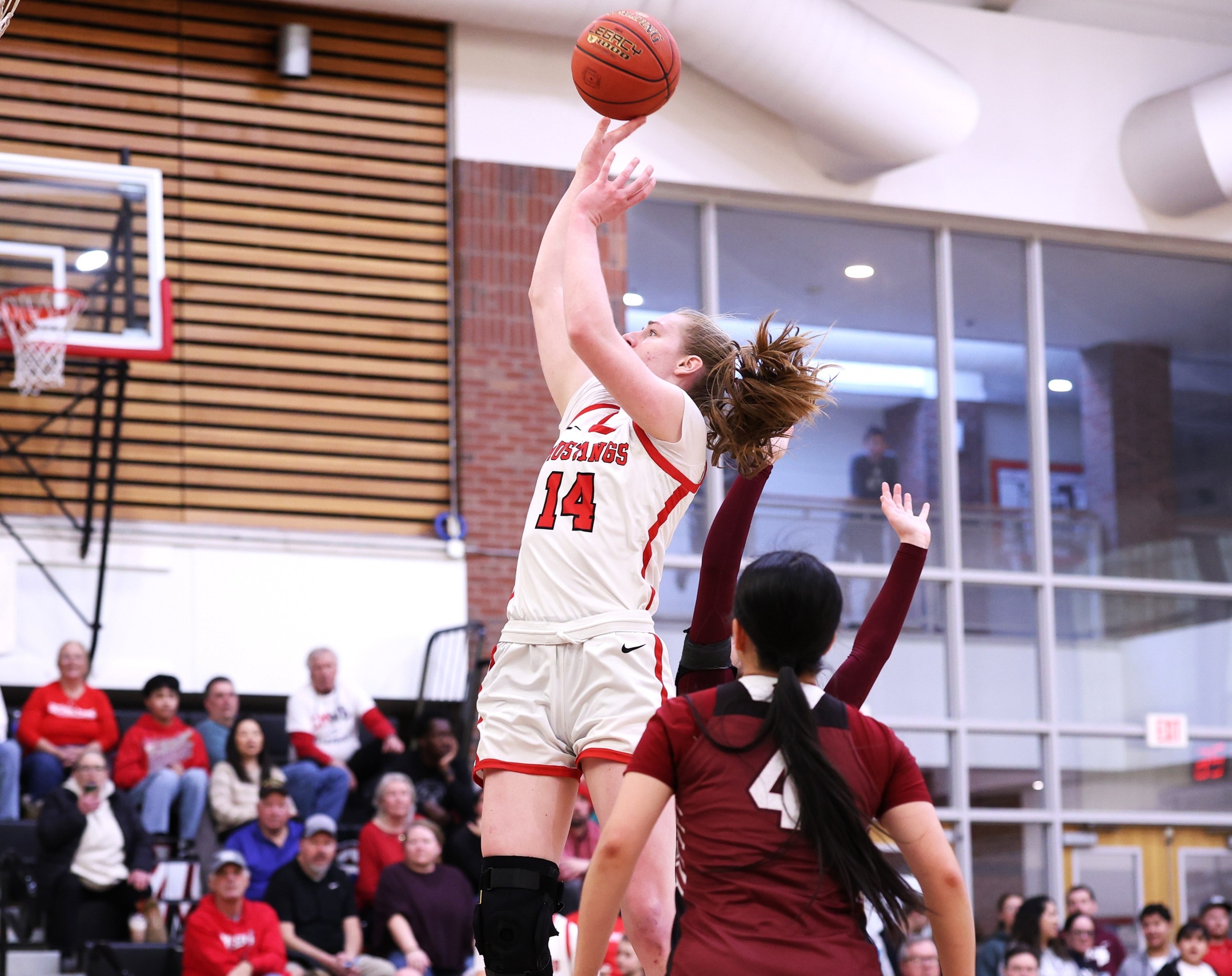 Mustangs Rampage Past Panthers in Semifinals, 112-43