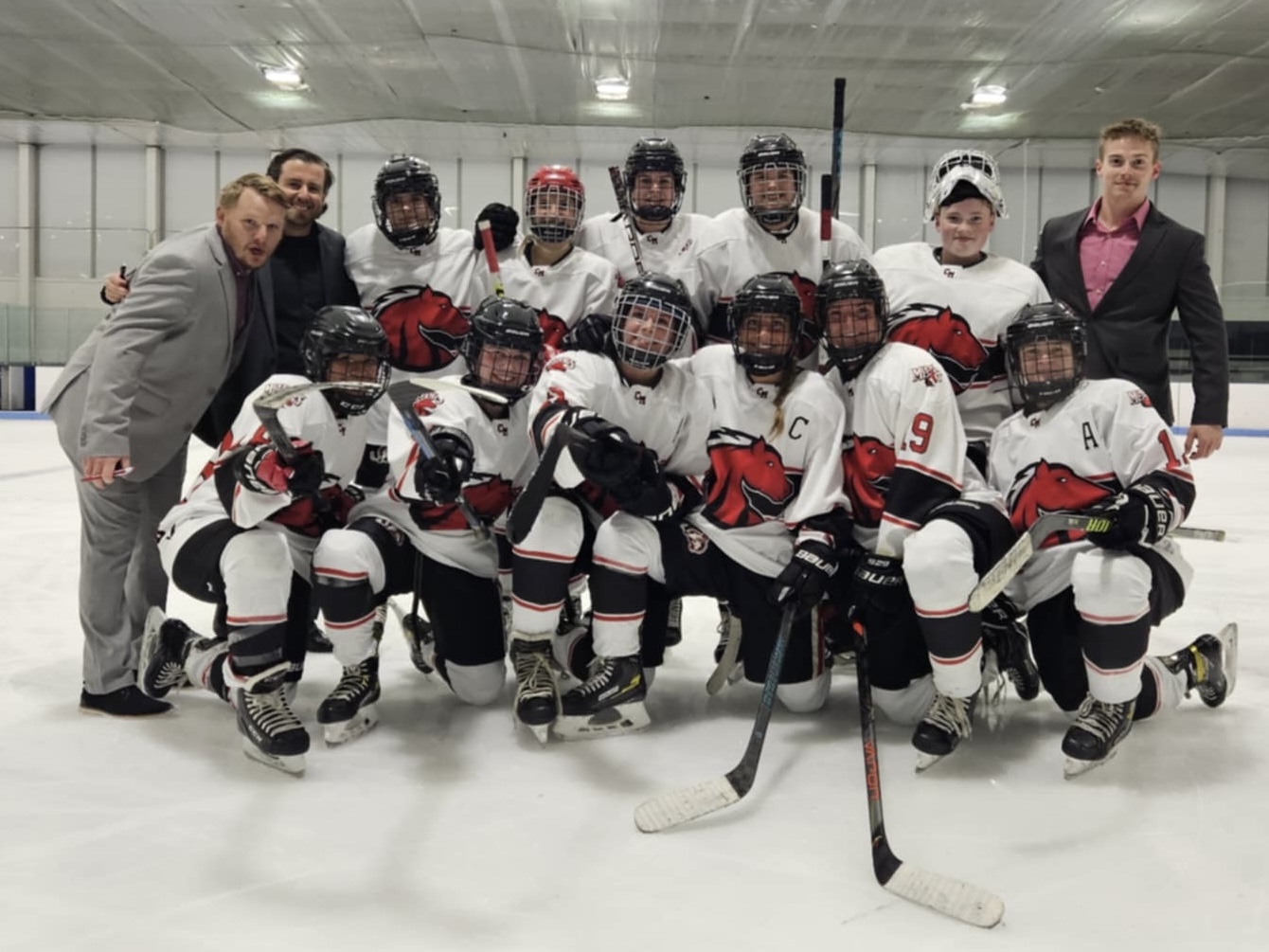 Overtime Thriller as Women&rsquo;s Hockey Wins Inaugural Game