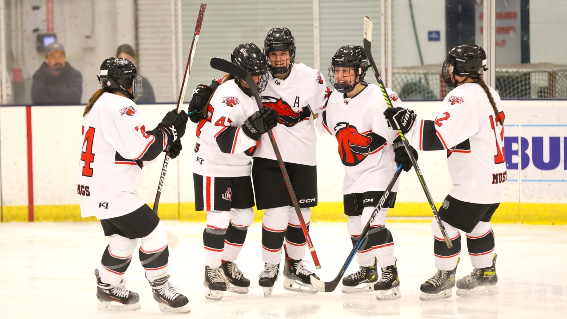 Women&rsquo;s Hockey Gains Full IWCHL Membership
